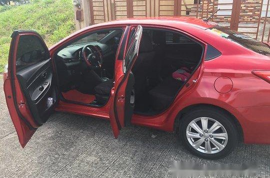 Red Toyota Vios 2016 at 10600 km for sale-7