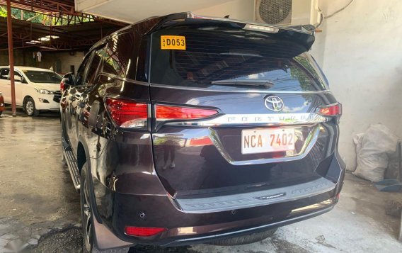 Brown Toyota Fortuner 2018 for sale in Quezon City-4