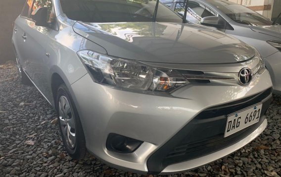 Selling Silver Toyota Vios 2018 in Quezon City -1