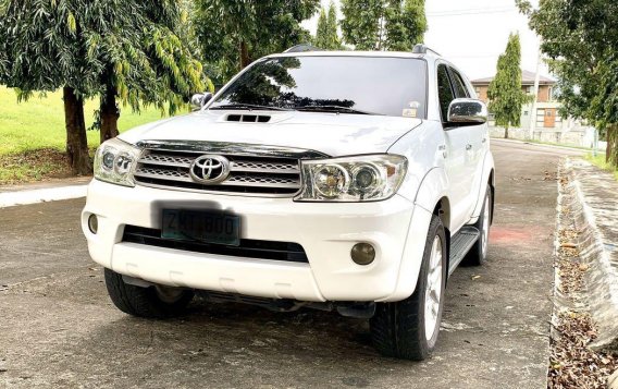 2008 Toyota Fortuner for sale in Quezon City-2