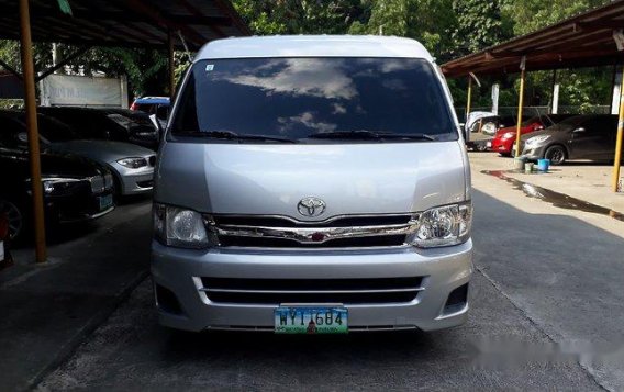 Selling Silver Toyota Hiace 2013 in Pasig-1