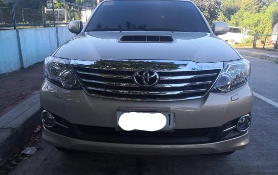 2015 Toyota Fortuner for sale in Quezon City-2