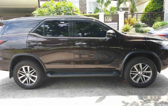 Brown Toyota Fortuner 2018 for sale in Quezon City -2