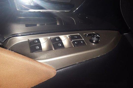Grey Toyota Innova 2017 for sale in Pasig -11