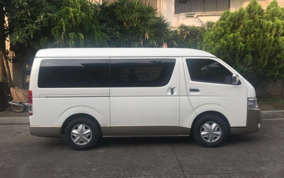 2014 Toyota Hiace for sale in Quezon City-3