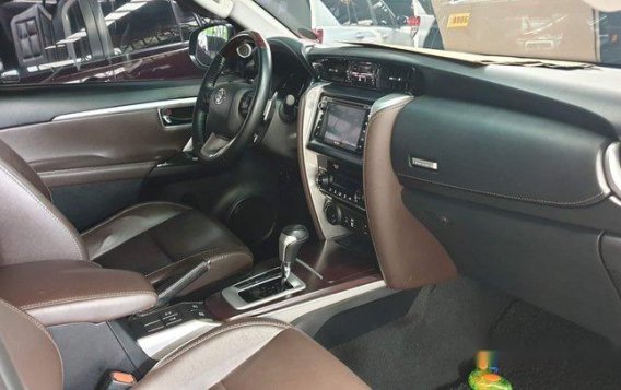 Brown Toyota Fortuner 2018 for sale in Quezon City -5