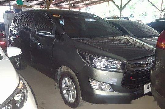 Grey Toyota Innova 2017 for sale in Pasig 