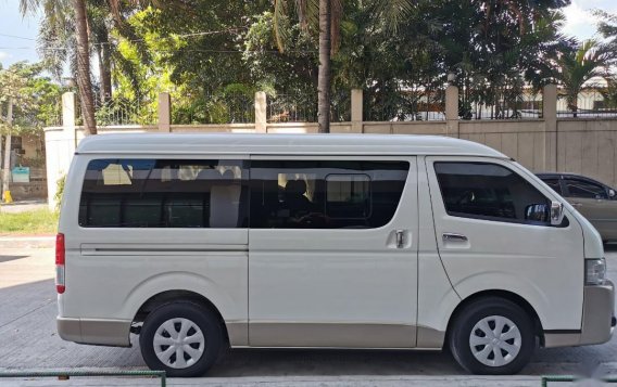 2015 Toyota Hiace for sale in Quezon City-7