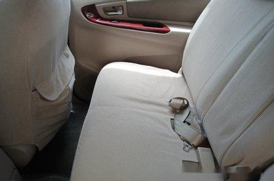 Beige Toyota Innova 2005 for sale in Pasig-8