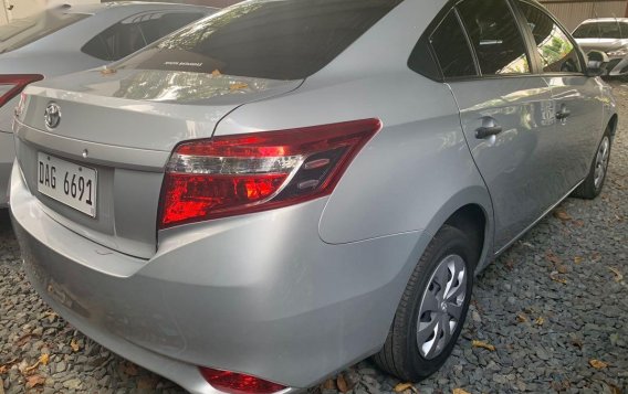 Selling Silver Toyota Vios 2018 in Quezon City -2