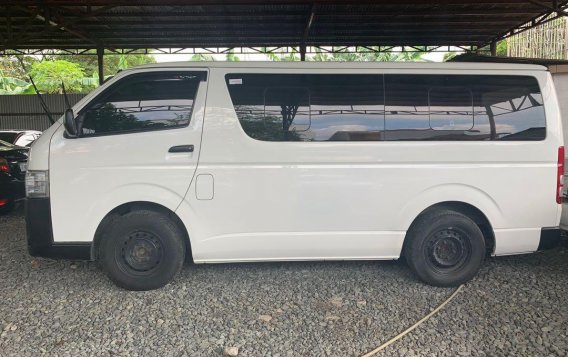 White Toyota Hiace 2018 Van Manual for sale in Quezon City -3