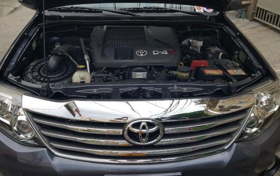 Toyota Fortuner 2014 for sale in Quezon City-6