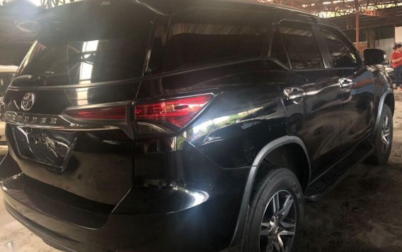 Sell 2017 Toyota Fortuner in Quezon City-5