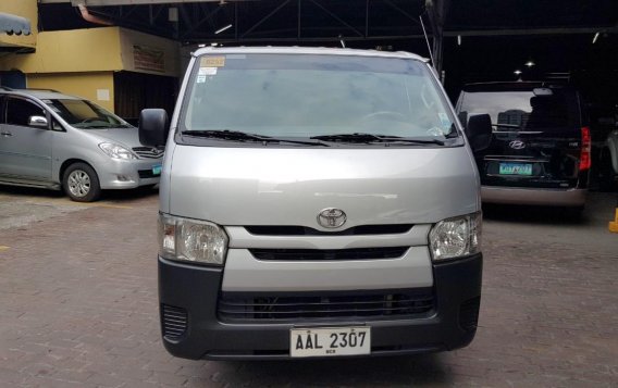 Sell 2014 Toyota Hiace in Pasig-1