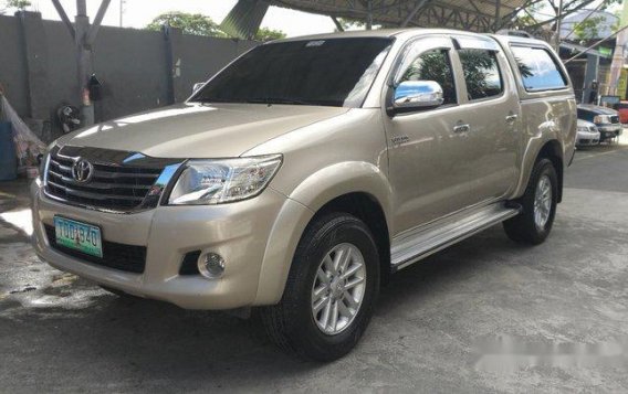 Selling Toyota Hilux 2012 in Pasig-1
