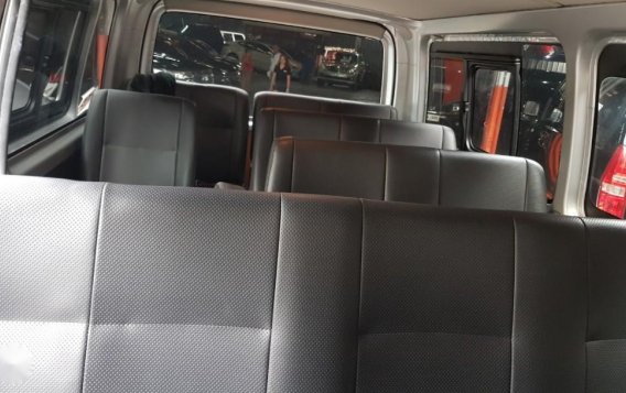 Sell 2014 Toyota Hiace in Pasig-8