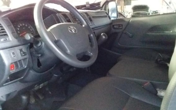 Sell 2019 Toyota Hiace in Quezon City-2