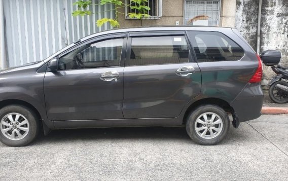Sell 2017 Toyota Avanza in Manila-1