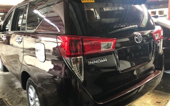 Sell 2017 Toyota Innova in Quezon City-7