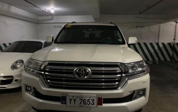 Sell 2016 Toyota Land Cruiser in Quezon City