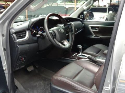 Selling Toyota Fortuner 2018 in Manila-4