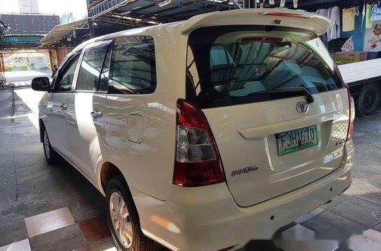 Selling White Toyota Innova 2013 in Marikina-3