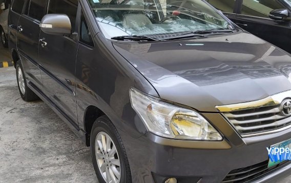 Selling Toyota Innova 2014 in Makati-1