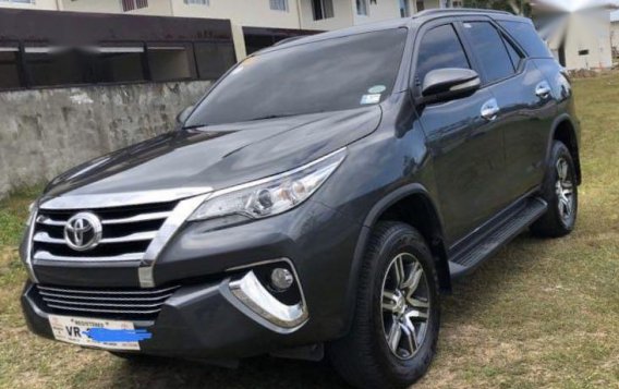 Selling Toyota Fortuner 2017 in Makati