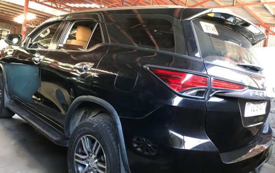 Selling Toyota Fortuner 2017 in Marikina-3