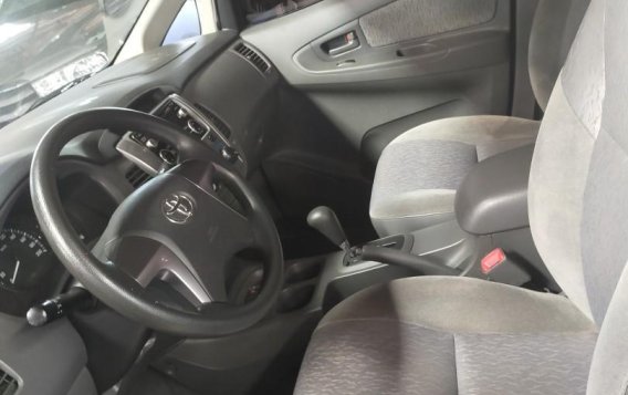 Silver Toyota Innova 2015 for sale in Quezon City-6