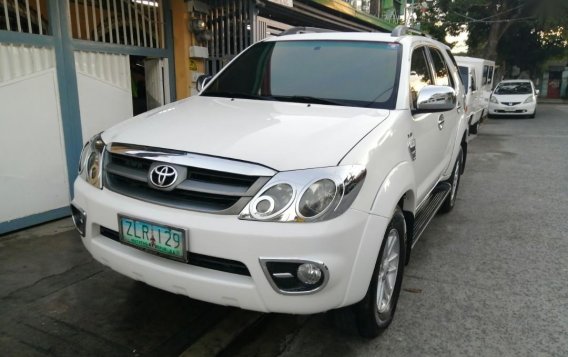 Sell 2007 Toyota Fortuner in Quezon City-2