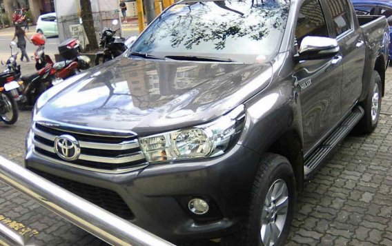 Sell 2017 Toyota Hilux in Pasig
