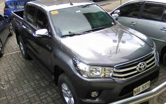Sell 2017 Toyota Hilux in Pasig-3