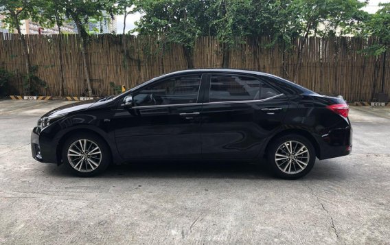 Selling Toyota Corolla Altis 2014 in Quezon City-2