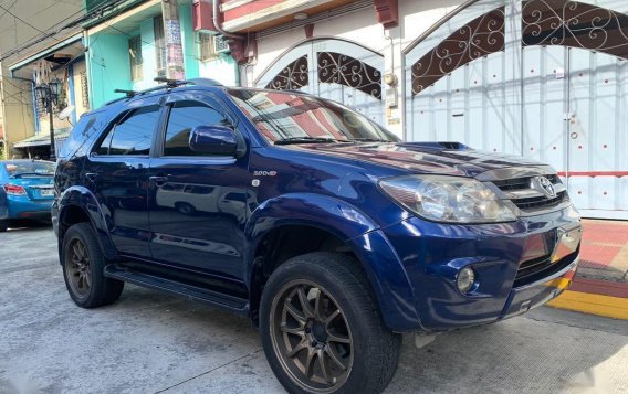 Toyota Fortuner 2007 for sale in Manila-3