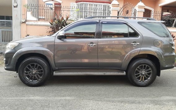 Selling Toyota Fortuner 2016 in Las Pinas -4