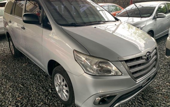 Selling Silver Toyota Innova 2015 in Quezon City -1