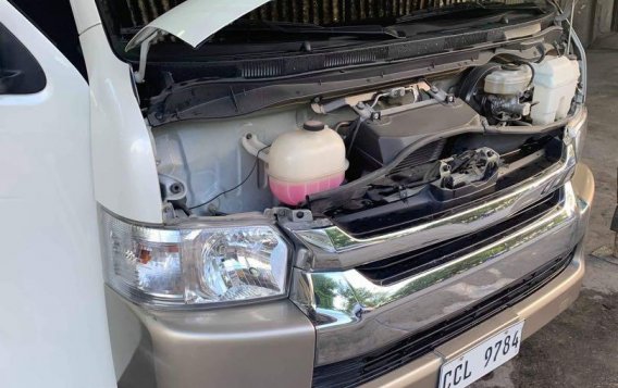 Sell 2016 Toyota Hiace in Mabalacat-2