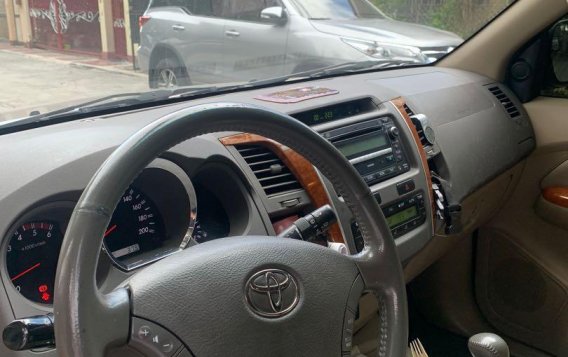 Selling Toyota Fortuner 2011 in Quezon City-4