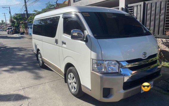 Sell 2016 Toyota Hiace in Mabalacat