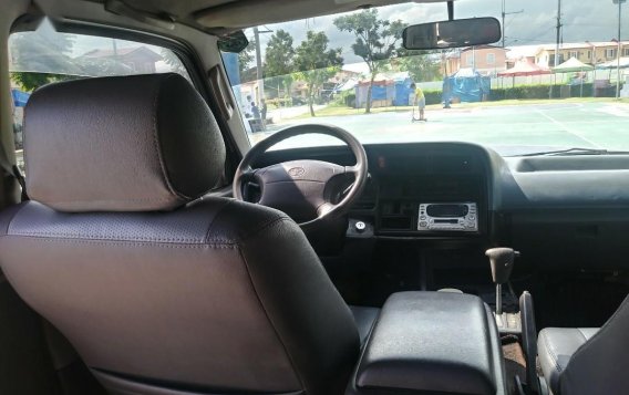 Toyota Hiace 2006 for sale in Bacoor