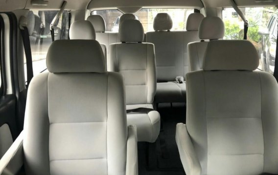 Toyota Hiace 2018 for sale in Pasig -6