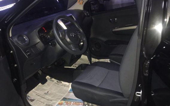 Selling Toyota Wigo 2015 in Pasig-4