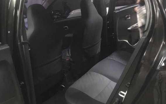 Selling Toyota Wigo 2015 in Pasig-7