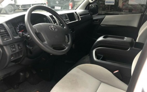 Toyota Hiace 2018 for sale in Pasig -3