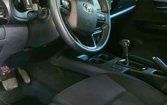 Selling Toyota Hilux 2018 in Quezon City-6