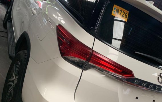 Toyota Fortuner 2019 for sale in Quezon City-4