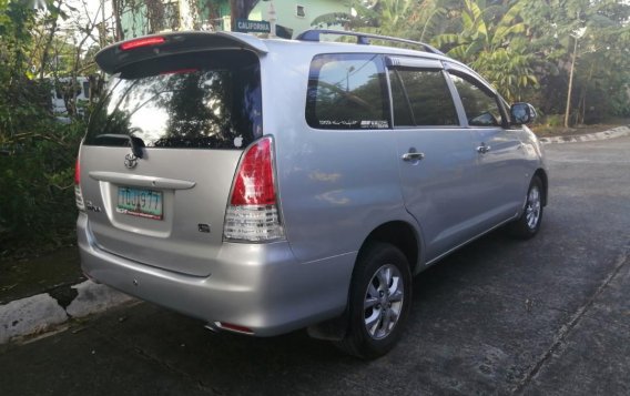 Selling Toyota Innova 2012 in Quezon City-2