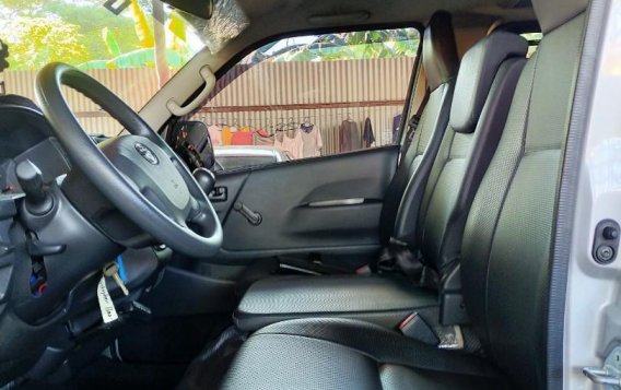 Sell Silver 2019 Toyota Hiace in Quezon City-3