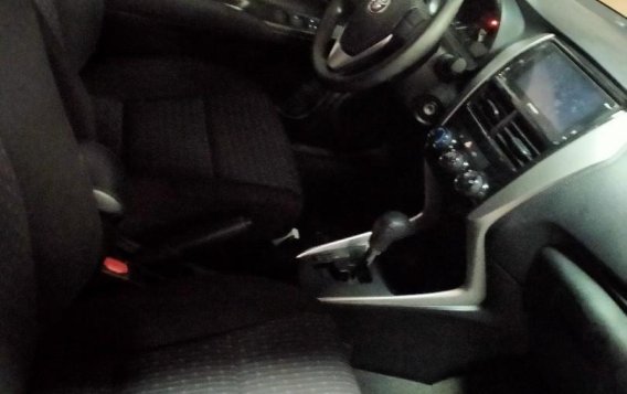 Selling Toyota Vios 2019 in Quezon City-3